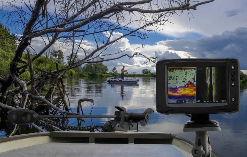 best fishfinder for small lakes