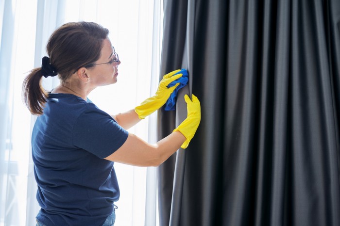 Best Tips to Clean Curtains and Drapes