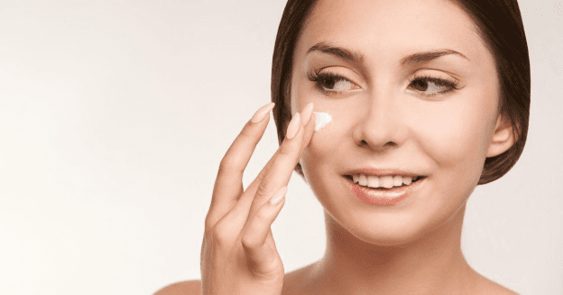 09 Super Model Skincare Routine for a Naturally Healthy Glow